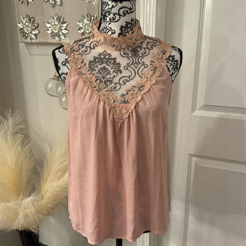 Forever 21 Vintage Style Top